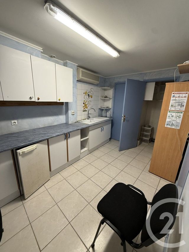 Appartement F2 à vendre - 2 pièces - 52 m2 - Pierrefeu Du Var - 83 - PROVENCE-ALPES-COTE-D-AZUR