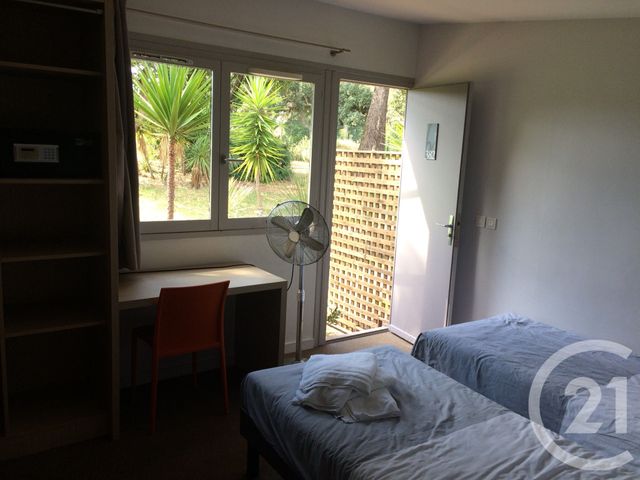 Appartement F2 à vendre - 2 pièces - 29,81 m2 - Le Pradet - 83 - PROVENCE-ALPES-COTE-D-AZUR