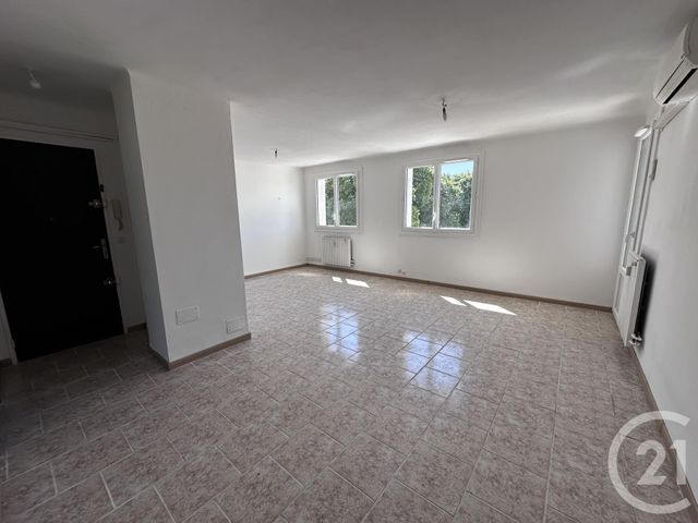 Appartement F4 &agrave; vendre - 4 pi&egrave;ces - 68 m2 - La Valette Du Var - 83 - PROVENCE-ALPES-COTE-D-AZUR