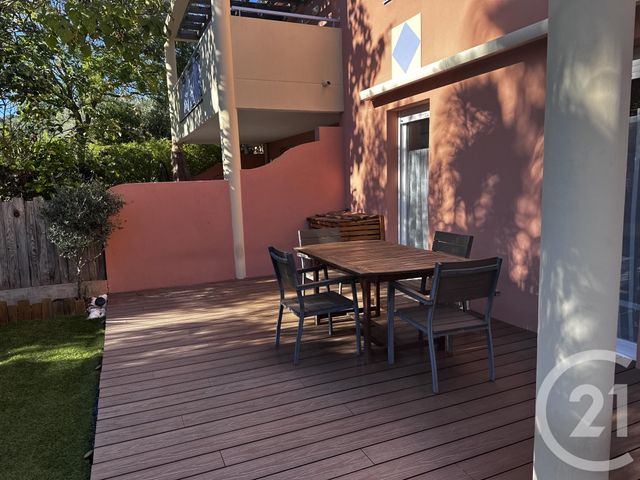 Appartement F2 à vendre - 2 pièces - 42,11 m2 - Hyeres - 83 - PROVENCE-ALPES-COTE-D-AZUR
