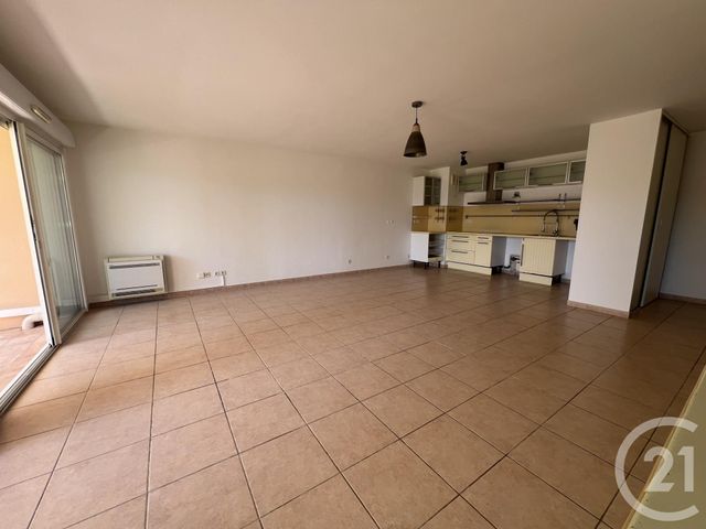 Appartement F4 à vendre - 4 pièces - 92,39 m2 - Hyeres - 83 - PROVENCE-ALPES-COTE-D-AZUR