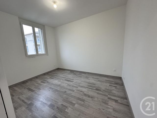 Appartement F2 &agrave; louer - 2 pi&egrave;ces - 34,14 m2 - Toulon - 83 - PROVENCE-ALPES-COTE-D-AZUR