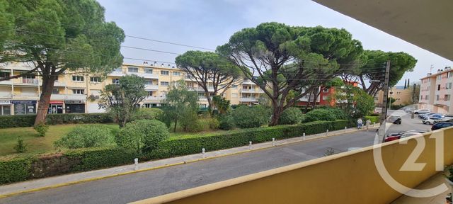Appartement F4 &agrave; vendre - 4 pi&egrave;ces - 85 m2 - Le Pradet - 83 - PROVENCE-ALPES-COTE-D-AZUR