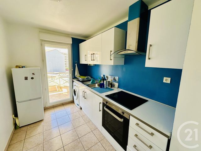 Appartement F2 &agrave; vendre - 2 pi&egrave;ces - 51 m2 - Hyeres - 83 - PROVENCE-ALPES-COTE-D-AZUR