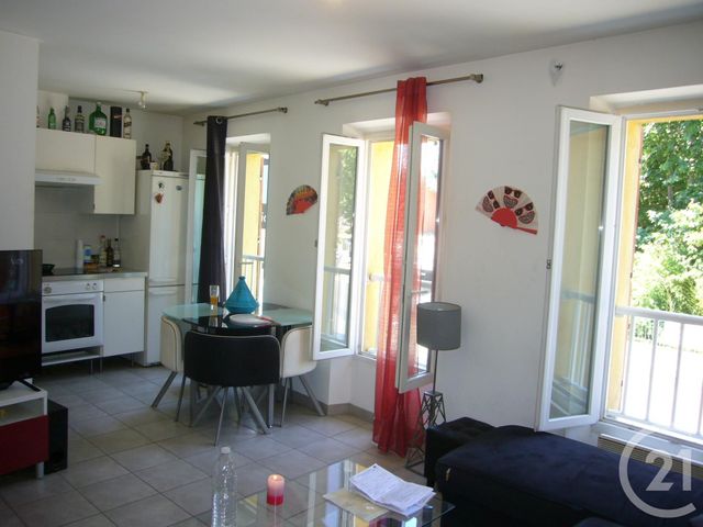 Appartement F2 &agrave; louer - 2 pi&egrave;ces - 45,29 m2 - Le Pradet - 83 - PROVENCE-ALPES-COTE-D-AZUR