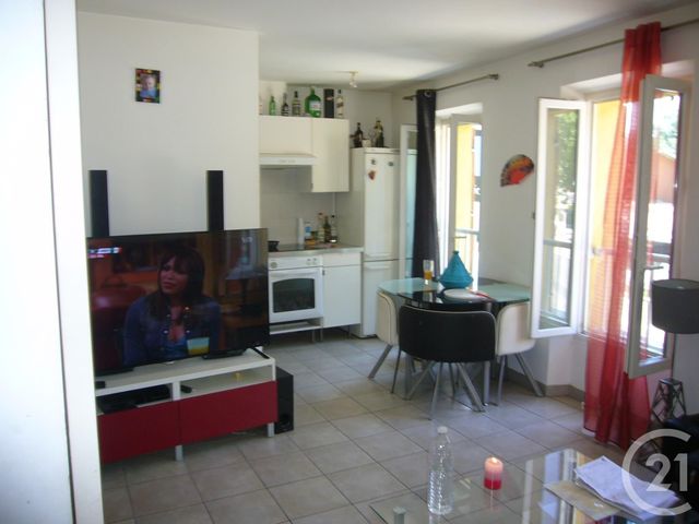 Appartement F2 &agrave; louer - 2 pi&egrave;ces - 45,29 m2 - Le Pradet - 83 - PROVENCE-ALPES-COTE-D-AZUR