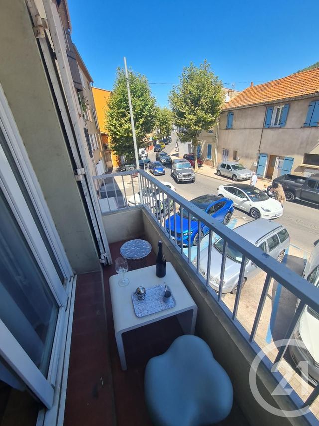 Appartement F1 &agrave; vendre - 1 pi&egrave;ce - 28,22 m2 - Carqueiranne - 83 - PROVENCE-ALPES-COTE-D-AZUR