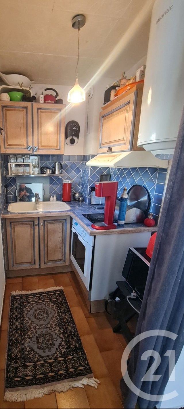 Appartement F1 &agrave; vendre - 1 pi&egrave;ce - 28,22 m2 - Carqueiranne - 83 - PROVENCE-ALPES-COTE-D-AZUR