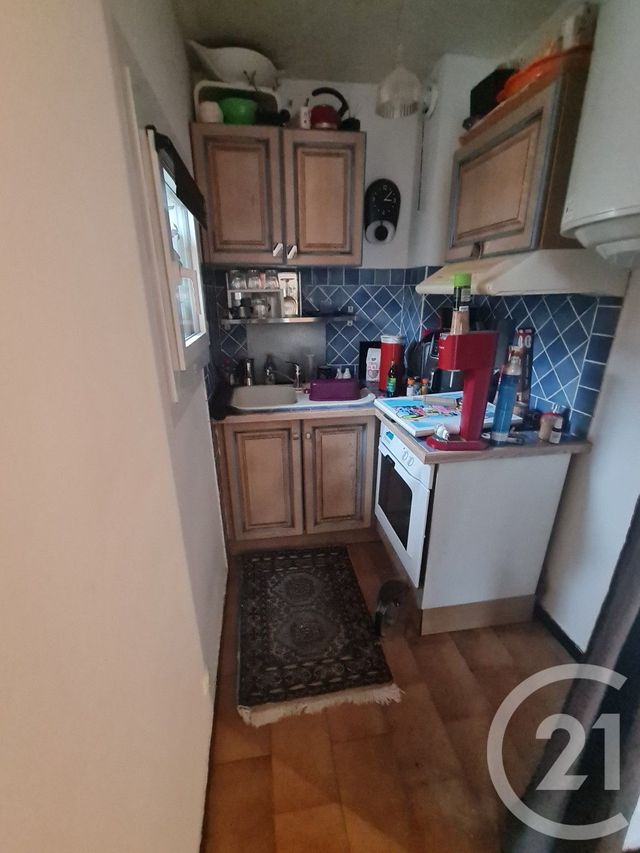 Appartement F1 &agrave; vendre - 1 pi&egrave;ce - 28,22 m2 - Carqueiranne - 83 - PROVENCE-ALPES-COTE-D-AZUR