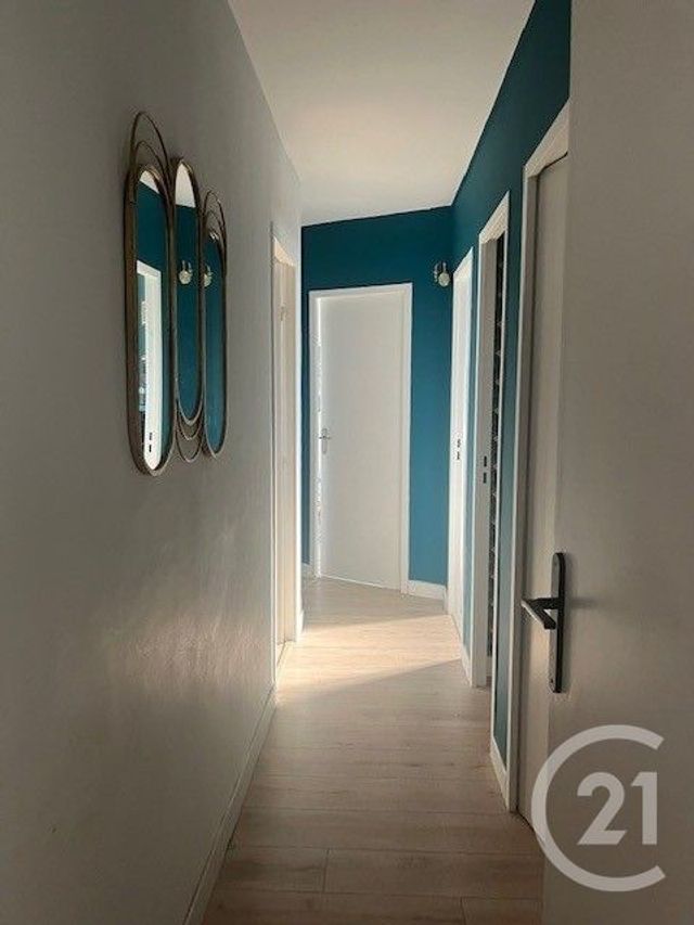 Appartement F5 &agrave; vendre - 5 pi&egrave;ces - 106,70 m2 - Hyeres - 83 - PROVENCE-ALPES-COTE-D-AZUR