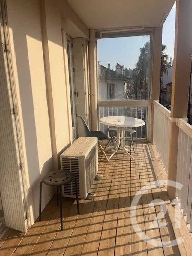 Appartement F5 &agrave; vendre - 5 pi&egrave;ces - 106,70 m2 - Hyeres - 83 - PROVENCE-ALPES-COTE-D-AZUR