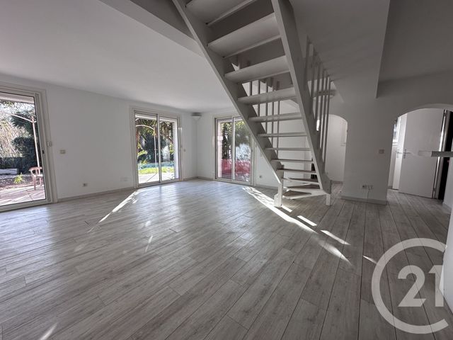 Maison &agrave; vendre - 6 pi&egrave;ces - 150 m2 - Le Pradet - 83 - PROVENCE-ALPES-COTE-D-AZUR