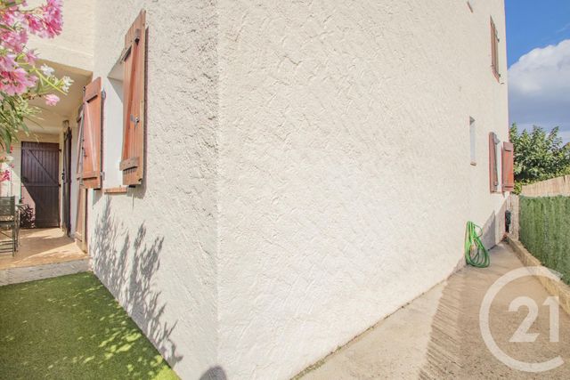 Appartement &agrave; louer - 3 pi&egrave;ces - 67,17 m2 - Le Pradet - 83 - PROVENCE-ALPES-COTE-D-AZUR