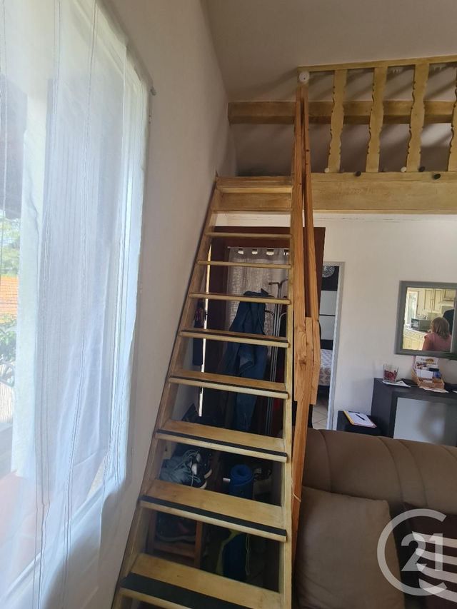 Appartement T2 &agrave; louer - 2 pi&egrave;ces - 50,34 m2 - La Valette Du Var - 83 - PROVENCE-ALPES-COTE-D-AZUR