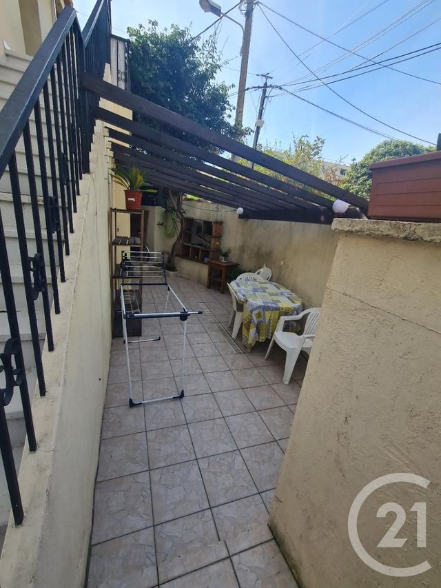 Appartement T2 &agrave; louer - 2 pi&egrave;ces - 50,34 m2 - La Valette Du Var - 83 - PROVENCE-ALPES-COTE-D-AZUR