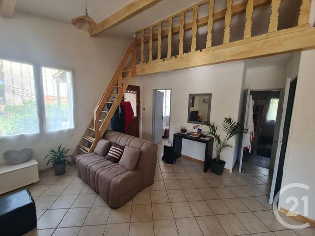 Appartement T2 &agrave; louer - 2 pi&egrave;ces - 50,34 m2 - La Valette Du Var - 83 - PROVENCE-ALPES-COTE-D-AZUR