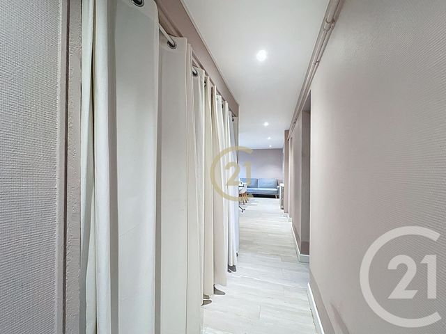 Appartement T5 &agrave; vendre - 5 pi&egrave;ces - 76,67 m2 - Angers - 49 - PAYS-DE-LOIRE