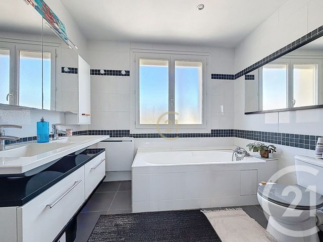 Maison &agrave; vendre - 6 pi&egrave;ces - 150 m2 - Angers - 49 - PAYS-DE-LOIRE