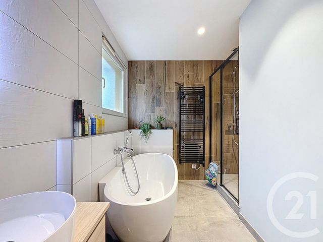 Appartement T5 &agrave; vendre - 5 pi&egrave;ces - 111 m2 - Angers - 49 - PAYS-DE-LOIRE
