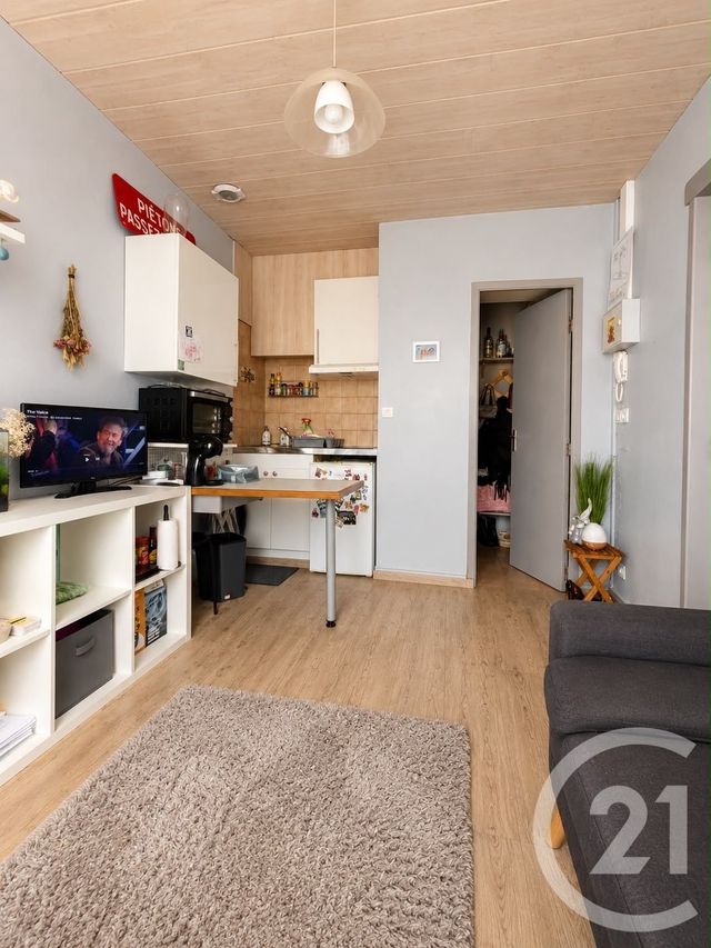 Appartement T2 &agrave; vendre - 2 pi&egrave;ces - 24 m2 - Angers - 49 - PAYS-DE-LOIRE