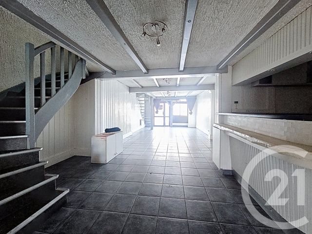 Local commercial à louer - 135.0 m2 - 49 - Maine-et-Loire