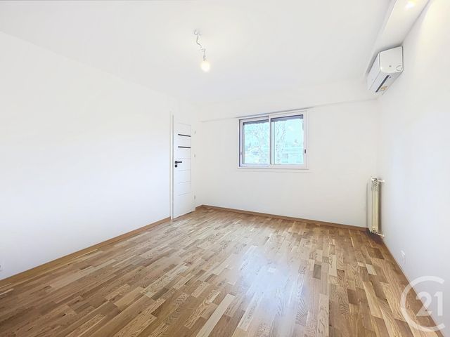 Appartement F5 à vendre - 5 pièces - 121 m2 - Cagnes Sur Mer - 06 - PROVENCE-ALPES-COTE-D-AZUR