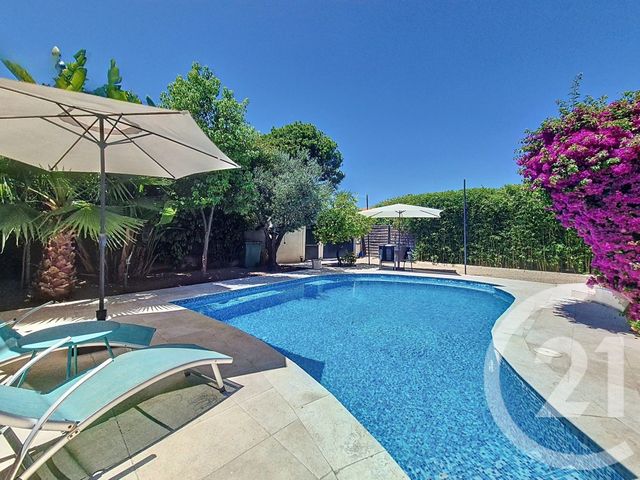 Maison à vendre - 5 pièces - 164,96 m2 - Villeneuve Loubet - 06 - PROVENCE-ALPES-COTE-D-AZUR