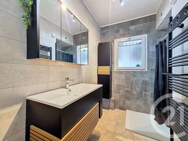 Maison à vendre - 5 pièces - 164,96 m2 - Villeneuve Loubet - 06 - PROVENCE-ALPES-COTE-D-AZUR