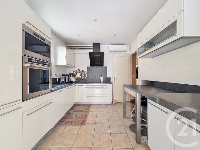 Maison à vendre - 5 pièces - 164,96 m2 - Villeneuve Loubet - 06 - PROVENCE-ALPES-COTE-D-AZUR