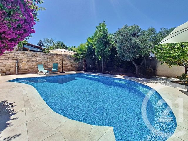 Maison à vendre - 5 pièces - 164,96 m2 - Villeneuve Loubet - 06 - PROVENCE-ALPES-COTE-D-AZUR