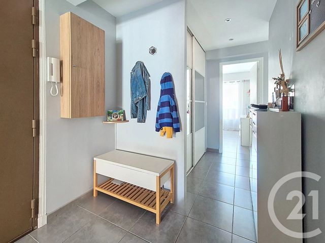 Appartement F3 à vendre - 3 pièces - 67 m2 - Cagnes Sur Mer - 06 - PROVENCE-ALPES-COTE-D-AZUR