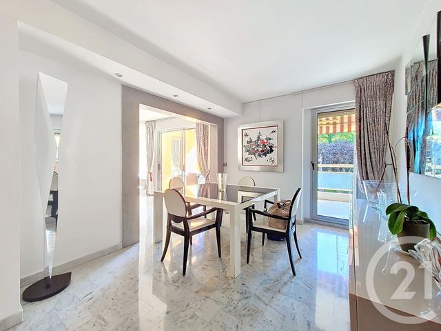 Appartement F4 à vendre - 4 pièces - 117,16 m2 - Cagnes Sur Mer - 06 - PROVENCE-ALPES-COTE-D-AZUR