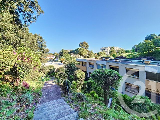 Appartement F4 à vendre - 4 pièces - 117,16 m2 - Cagnes Sur Mer - 06 - PROVENCE-ALPES-COTE-D-AZUR