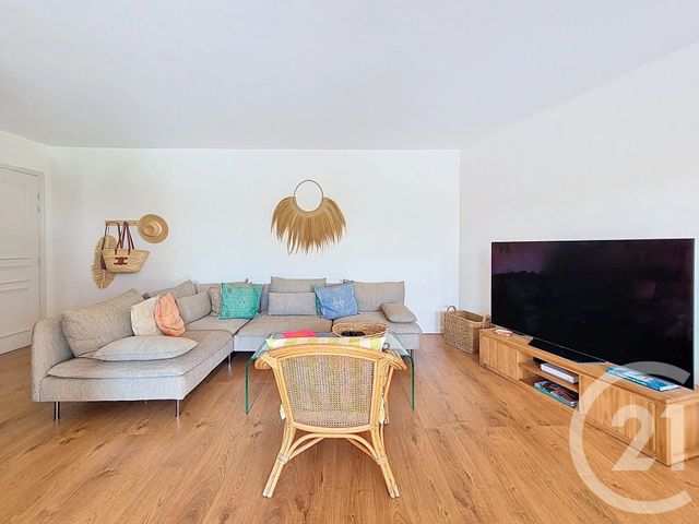 Appartement F3 à vendre - 3 pièces - 70,10 m2 - St Laurent Du Var - 06 - PROVENCE-ALPES-COTE-D-AZUR