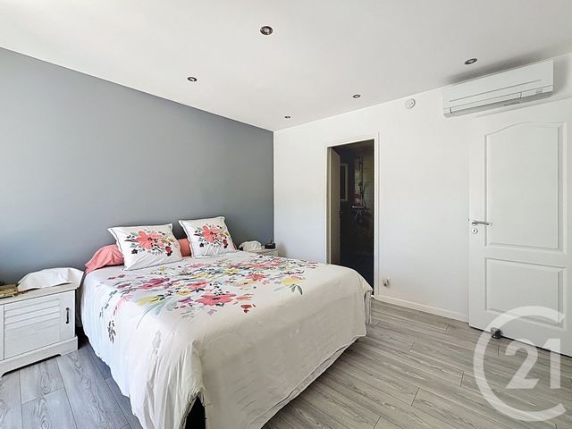 Maison à vendre - 8 pièces - 225,55 m2 - Vallauris - 06 - PROVENCE-ALPES-COTE-D-AZUR