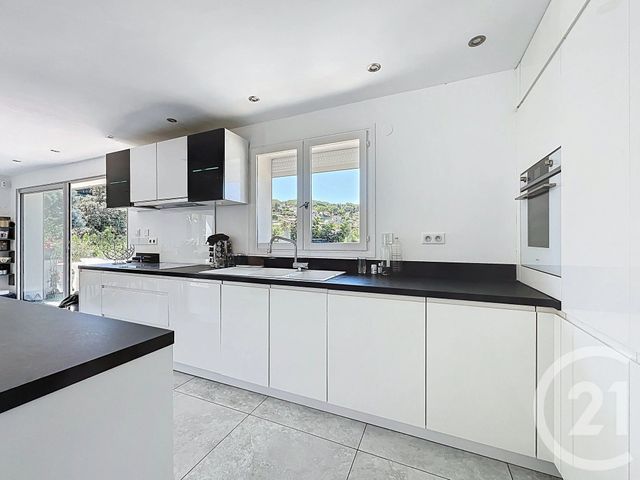 Maison à vendre - 8 pièces - 225,55 m2 - Vallauris - 06 - PROVENCE-ALPES-COTE-D-AZUR