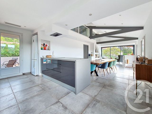 Maison à vendre - 6 pièces - 310 m2 - Villeneuve Loubet - 06 - PROVENCE-ALPES-COTE-D-AZUR