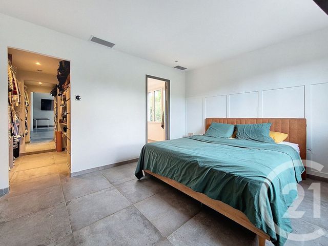 Maison à vendre - 6 pièces - 310 m2 - Villeneuve Loubet - 06 - PROVENCE-ALPES-COTE-D-AZUR