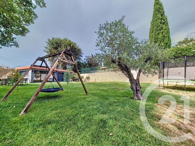 Maison à vendre - 6 pièces - 310 m2 - Villeneuve Loubet - 06 - PROVENCE-ALPES-COTE-D-AZUR