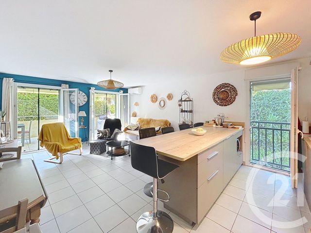 Appartement T3 à vendre - 3 pièces - 64,20 m2 - La Colle Sur Loup - 06 - PROVENCE-ALPES-COTE-D-AZUR