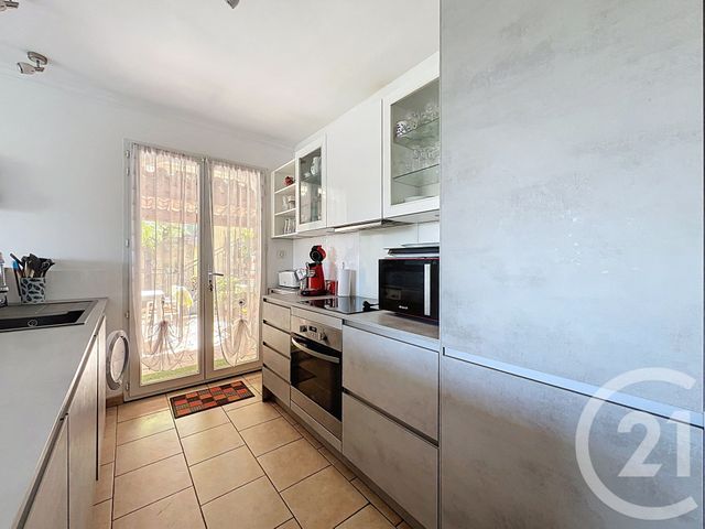Appartement F3 à vendre - 3 pièces - 61 m2 - St Paul De Vence - 06 - PROVENCE-ALPES-COTE-D-AZUR