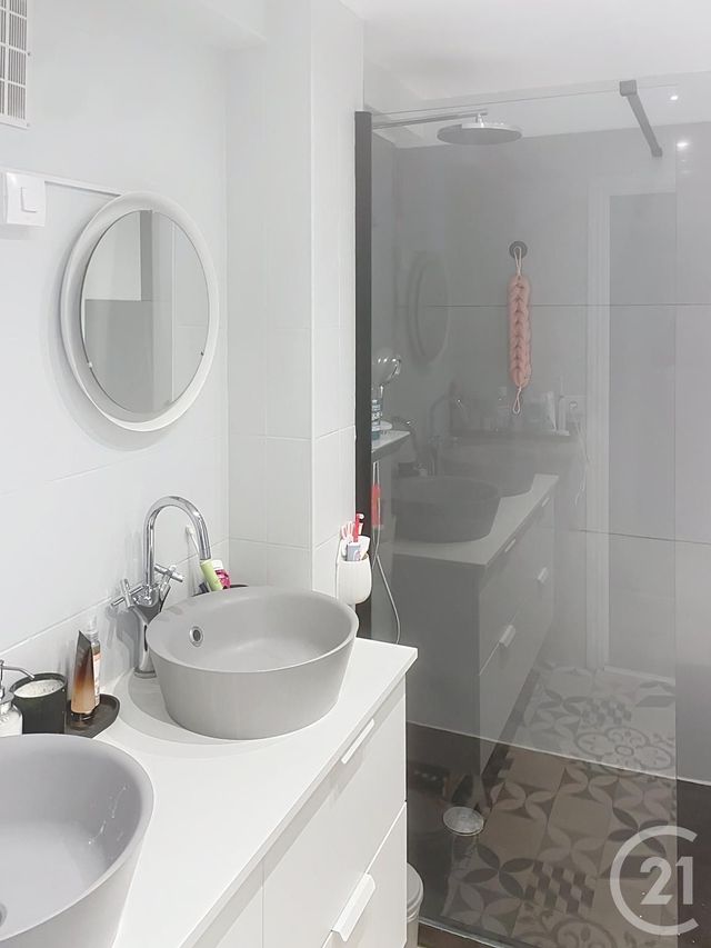 Appartement F3 &agrave; vendre - 3 pi&egrave;ces - 77,27 m2 - Cagnes Sur Mer - 06 - PROVENCE-ALPES-COTE-D-AZUR