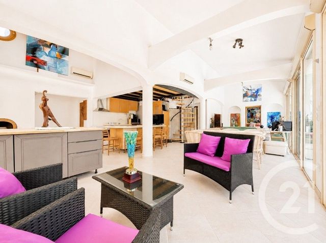 Maison &agrave; vendre - 5 pi&egrave;ces - 198,35 m2 - Villeneuve Loubet - 06 - PROVENCE-ALPES-COTE-D-AZUR