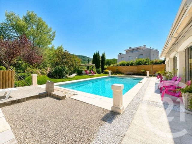 Maison &agrave; vendre - 5 pi&egrave;ces - 198,35 m2 - Villeneuve Loubet - 06 - PROVENCE-ALPES-COTE-D-AZUR