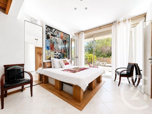 Maison &agrave; vendre - 5 pi&egrave;ces - 198,35 m2 - Villeneuve Loubet - 06 - PROVENCE-ALPES-COTE-D-AZUR
