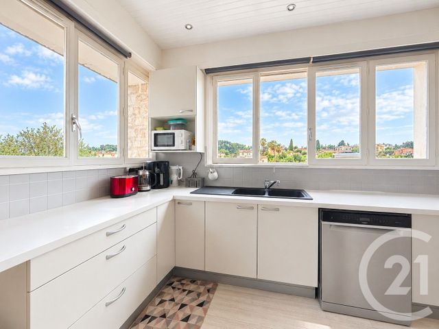 Appartement &agrave; vendre - 5 pi&egrave;ces - 85,91 m2 - Cagnes Sur Mer - 06 - PROVENCE-ALPES-COTE-D-AZUR