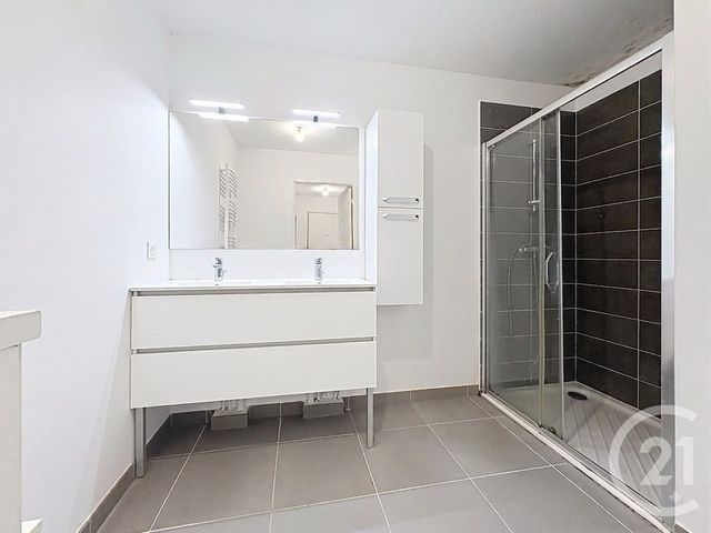Appartement F3 &agrave; vendre - 3 pi&egrave;ces - 60,16 m2 - Drap - 06 - PROVENCE-ALPES-COTE-D-AZUR