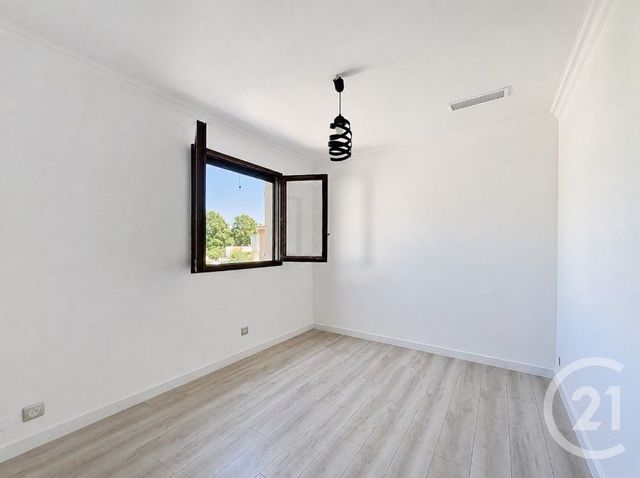 Maison &agrave; vendre - 5 pi&egrave;ces - 117 m2 - Villeneuve Loubet - 06 - PROVENCE-ALPES-COTE-D-AZUR
