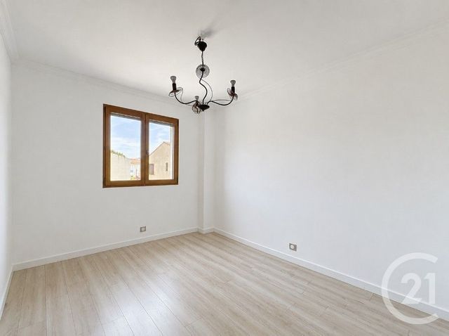 Maison &agrave; vendre - 5 pi&egrave;ces - 117 m2 - Villeneuve Loubet - 06 - PROVENCE-ALPES-COTE-D-AZUR