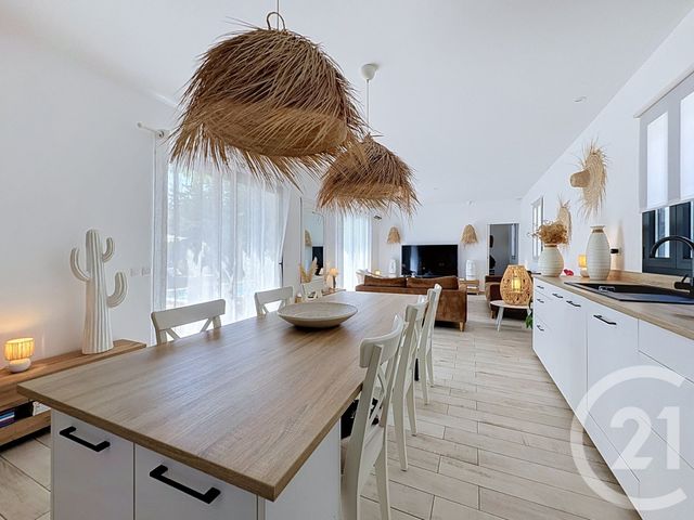Maison &agrave; vendre - 4 pi&egrave;ces - 93,90 m2 - Vence - 06 - PROVENCE-ALPES-COTE-D-AZUR